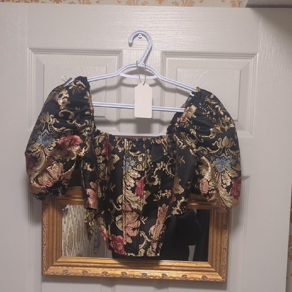Tops - Elegant Floral Puff Sleeve Top
